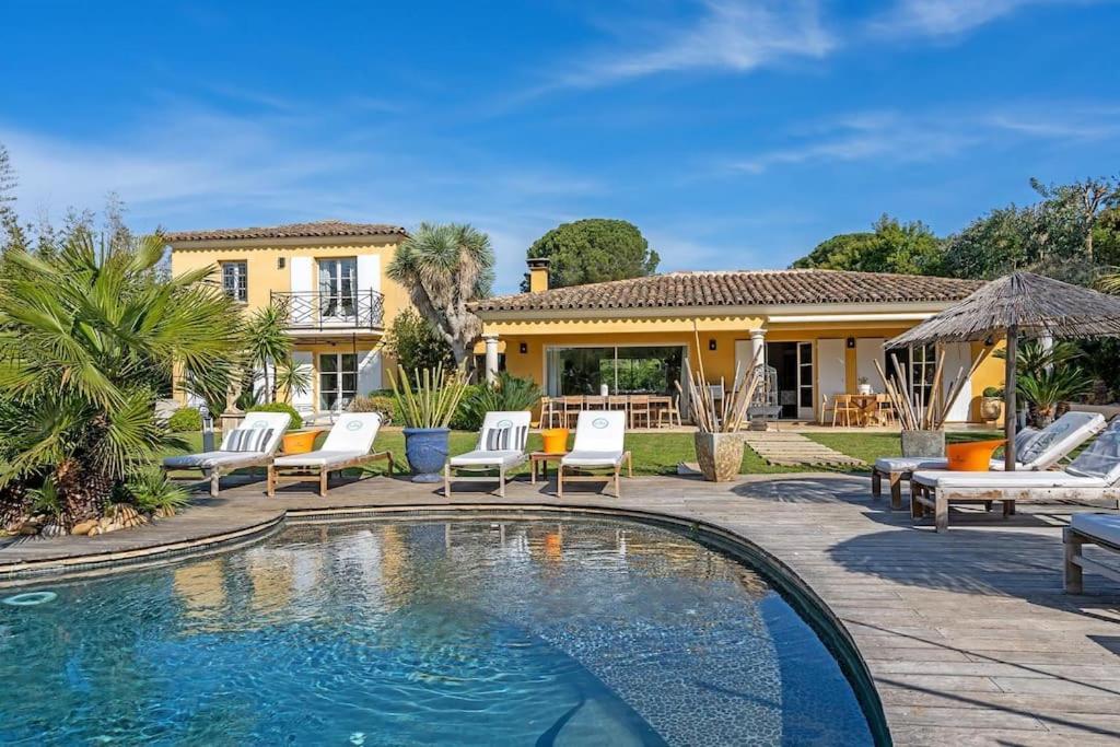 Grande Villa St-Tropez Area Avec Piscine Chauffee Gassin Exterior photo